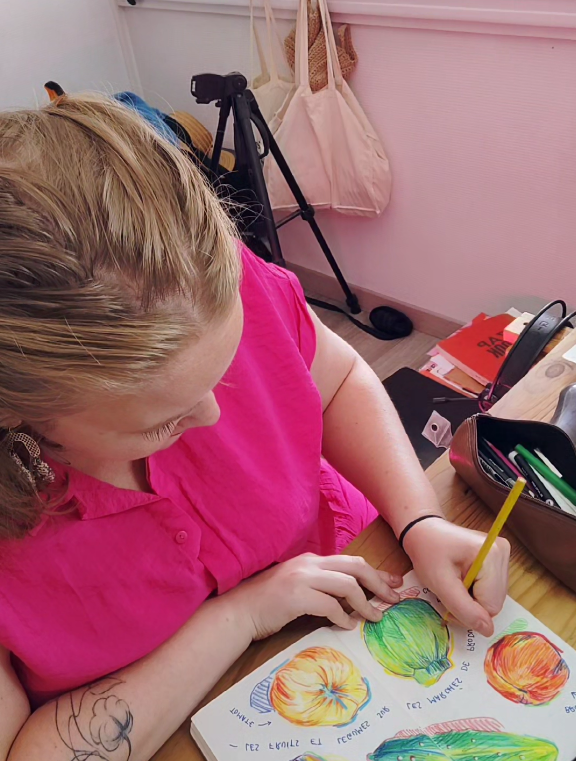 illustratrice travail différence graphiste et illustrateur